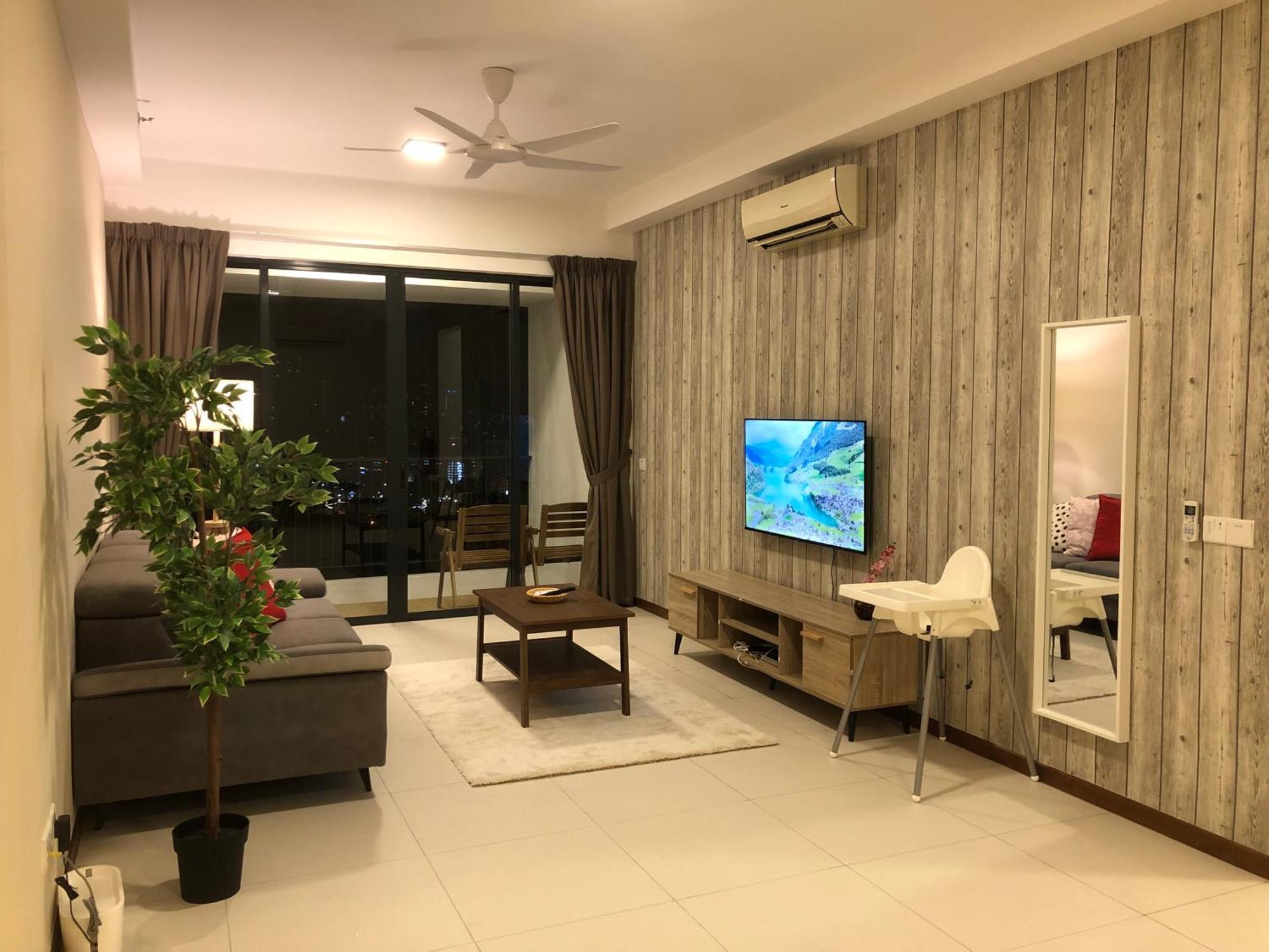 Seaview Water Purify Cozy Comfortable For Short & Long Stay In The Landmark By Katana George Town Eksteriør billede