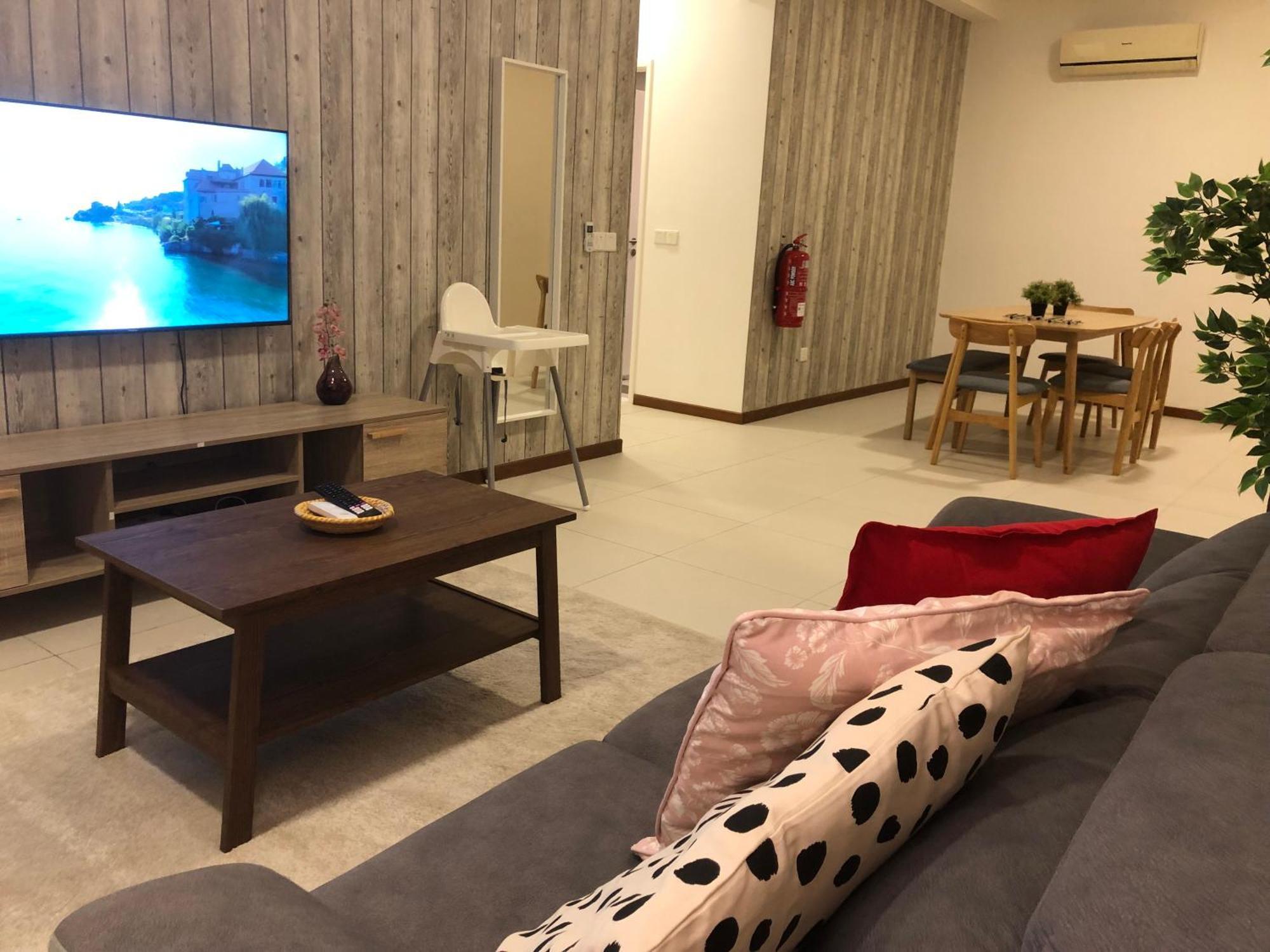 Seaview Water Purify Cozy Comfortable For Short & Long Stay In The Landmark By Katana George Town Eksteriør billede